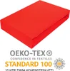 A red fitted sheet is shown on a white background with a certification logo. Produktbild-Vorschau
