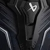 A close-up view of the chest protection of a Bauer X Schulterschutz Senior 2024. Anteprima dell’immagine prodotto
