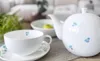 Tasse en porcelaine Luna Pomněnka 350 ml, blanc/bleu Voir les images du produit 5