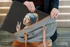 MuchoWow® Laptop Hülle 17 Zoll Laptoptasche Das Mädchen mit Produktbild-Vorschau 7