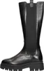 A studio shot of a black boot against a white background. Voir les images du produit