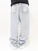 DADA Supreme Supreme Baggy Jeans mit Supreme-Stickerei Produktbild-Vorschau 2
