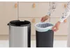 Poubelle 30 L Platinium - Touch Bin - Brabantia Voir les images du produit 14