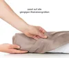 Hands are shown tucking a sheet over a mattress. Náhled obrázku produktu