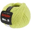 A ball of green yarn with a product label attached. Produktbild-Vorschau