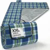 A folded and an unfolded picnic blanket with a plaid pattern. Produktbild-Vorschau