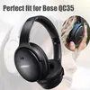 A close-up of black Bose QC35 headphones, with a faded image of white headphones in the background and a circular inset showing someone wearing the headphones. Voir les images du produit