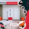Products for snow removal displayed in front of a garage door. Anteprima dell’immagine prodotto