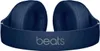 A close-up studio shot of a pair of blue Beats Studio³ Wireless headphones. Produktbild-Vorschau