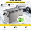 A portable cooler box is shown in a snowy environment with a car in the background. Text overlays describe its features and power options. Voir les images du produit