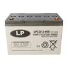 A battery with product information printed on its side. Voir les images du produit