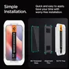 An image showing the installation process for a screen protector, including an alignment tray and the tempered glass. Anteprima dell’immagine prodotto