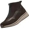 Auf dem Bild ist ein brauner Stiefel zu sehen der eine Schnürung und eine robuste Sohle hat. Der Stiefel wird von der rechten Seite gezeigt. Produktbild-Vorschau