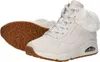 A pair of white Skechers Uno sneakers with fur trim, shown from a diagonal angle against a white background. Voir les images du produit
