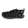 A single black KEEN sandal is shown from the side against a white background. Produktbild-Vorschau
