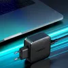 A UGREEN wall charger is plugged into a laptop. Anteprima dell’immagine prodotto