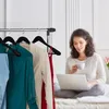 Relaxdays – wieszaki aksamitne, zestaw 10 sztuk, szerokie Podgląd zdjęcia produktu 5