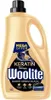 A bottle of Woolite laundry detergent for darks, denim, and black clothing. Podgląd zdjęcia produktu