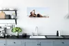 MuchoWow® Poster Eine Frau in einem schwarzen Bikini Produktbild-Vorschau 3
