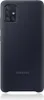 The back of a black Samsung phone case with a camera cutout and the Samsung logo embossed on the back. Anteprima dell’immagine prodotto