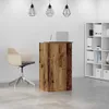 A reception desk with a laptop and a chair in an office setting. Anteprima dell’immagine prodotto