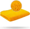 A folded orange microfiber towel with a close-up inset showing the texture of the fabric. Produktbild-Vorschau