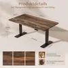 A diagram of a height-adjustable desk with dimensions and feature callouts. Produktbild-Vorschau