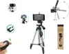 A collage of images showing a tripod with a smartphone, a camera on a tripod, a phone holder, and a remote control. Anteprima dell’immagine prodotto