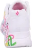 The back view of a white sneaker with colorful graffiti-style heart designs. Voir les images du produit