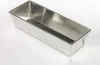 A silver-colored metal loaf pan on a white background. Voir les images du produit