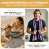 A split image showing a mother and child on a beach on the left, and a man in a gym setting on the right, both with a purple towel. Anteprima dell’immagine prodotto