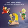 Three different models of the Little Prince minifigures with their accessories, set against a starry night sky. Produktbild-Vorschau