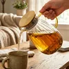 Vilde | Glaskrug 1,6 L - mit Deckel - Geriffeltes Glas - Produktbild-Vorschau 6