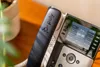 Telefono IP Poly Edge E350 e compatibile con PoE, telefono Anteprima dell’immagine prodotto 4