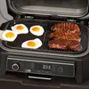 Ninja Woodfire XL 2 in 1 griglia e piastra piana Anteprima dell’immagine prodotto 7