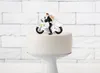 Statuetta torta matrimonio 11,5 cm sposi in moto bianco / Anteprima dell’immagine prodotto 2