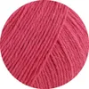 A close-up view of pink yarn. Produktbild-Vorschau