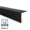 A black L-shaped corner profile is shown against a white background, with a product certification badge in the lower-left corner. Anteprima dell’immagine prodotto