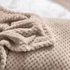 Koc MONTE 75x150 cm Taupe mikrofibra 260 g/m² – miękki, Podgląd zdjęcia produktu 2