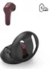 A single burgundy earbud and its black charging case are displayed against a white background. Anteprima dell’immagine prodotto