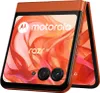 A Motorola Razr 50 smartphone is shown open, displaying its screen. Produktbild-Vorschau