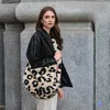 reisenthel moonbag Umhängetasche Teddy Leo Cream GO6071 Produktbild-Vorschau 4
