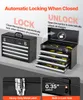 A black metal toolbox with multiple drawers is shown in both locked and unlocked states, with text explaining the automatic locking feature. Anteprima dell’immagine prodotto