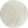 A close-up view of white yarn. Produktbild-Vorschau