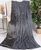 Betz Luxus Kuscheldecke Wohndecke XXL TURIN 150 cm x 200 cm Produktbild-Vorschau 3