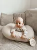 Coussin d’allaitement Flumi forme rogal, beige Voir les images du produit 8