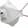 A close-up studio shot of a white respirator mask with a valve. Anteprima dell’immagine prodotto
