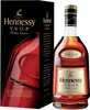 A bottle of Hennessy VSOP Privilege Cognac and its presentation box are shown against a white background. Produktbild-Vorschau