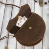 Runde Damenposttasche aus Leder von Paolo Peruzzi T-92-LB Produktbild-Vorschau 7