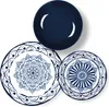A top-down view of three plates with blue and white patterns, arranged on a white background. Anteprima dell’immagine prodotto